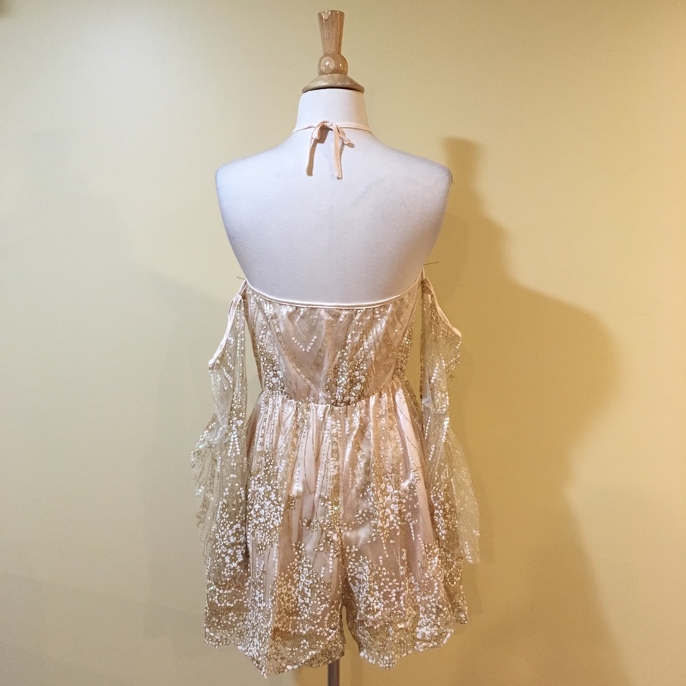 Fairy Lights Bell Sleeve Gold Romper - Picture 7 of 8